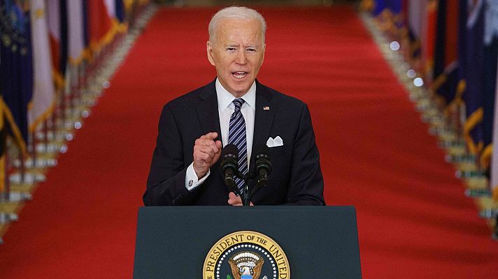 Telediario 1 - Biden afirma en su primer discurso a la nación que la normalidad podría llegar a EE.UU. el 4 de julio
