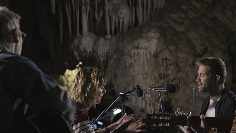 Lamari, Vanesa Martín, P. Alborán y Ariel Rot "Duente del Sur"