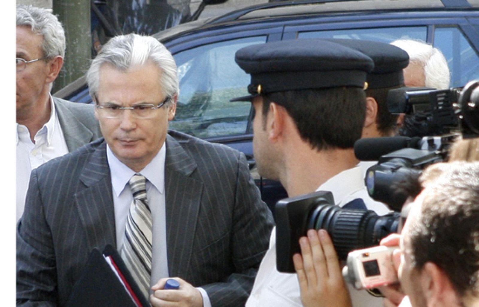 El juez Garzón ha ido como imputado al Supremo | Ver