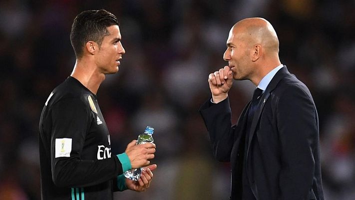 Telediario 1 - Zidane no descarta la vuelta de Cristiano al Real Madrid
