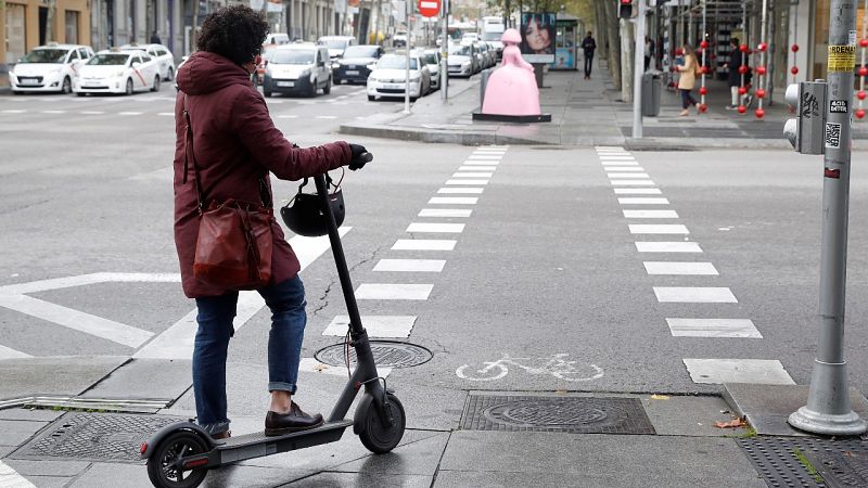 Una mujer fallece tras ser atropellada en Madrid por el conductor de un patinete eléctrico