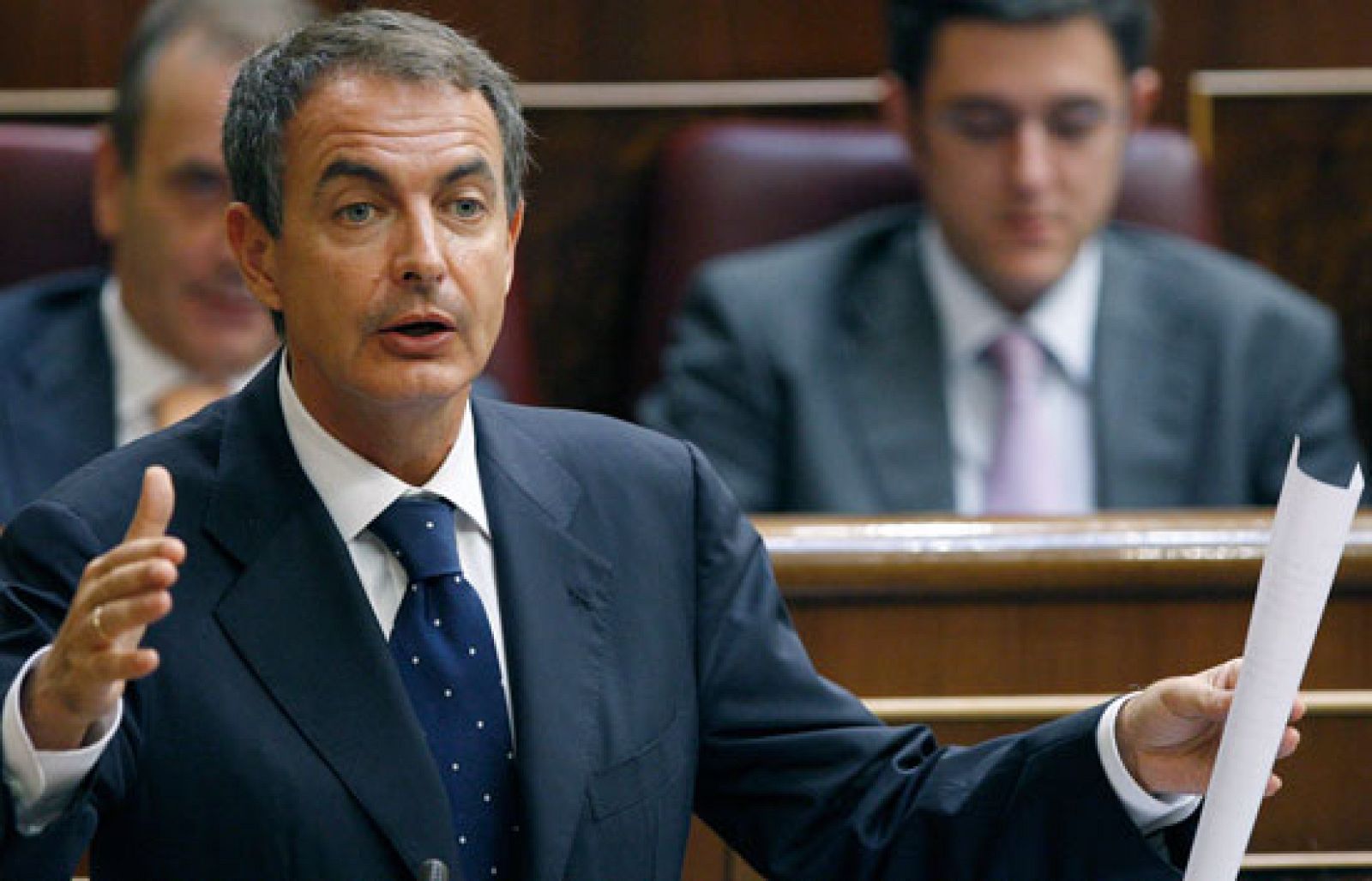 Zapatero dice en el Congreso de los Diputados que lo peor de la crisis ha pasado | Ver