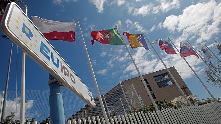 Telediario 1 - Los productos farmacéuticos y la tecnología médica lideran las patentes en 2020