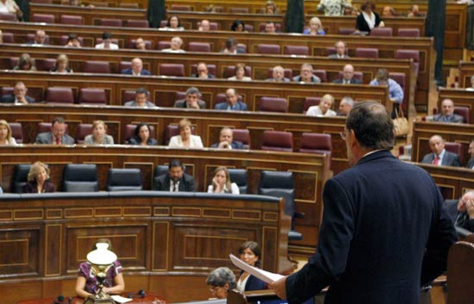 Algunas han sido muy duras, como la de CiU. Se avecina una dificil negociación de los presupuestos generales del Estado. Pero la sorpresa la ha dado el PNV. Después de la dureza de sus enfrentamientos con Zapatero tras el cambio de gobierno en Euskadi, su portavoz se ha mostrado dispuesto a explorar acuerdos para salir de la crisis.