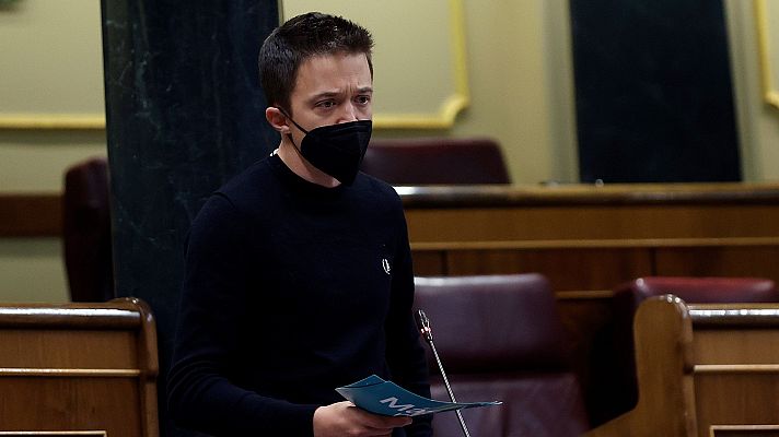 Telediario 1 - Errejón pide un plan de salud mental y un diputado del PP le grita: "¡Vete al médico!"