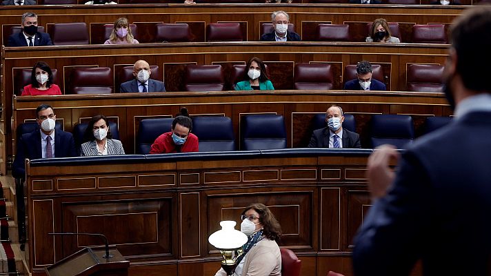 Telediario 1 - Sánchez, Iglesias y Casado entran en precampaña con reproches de "transfuguismo" y "conspiración"