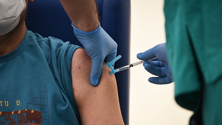 Los expertos confían en la vacuna de AstraZeneca