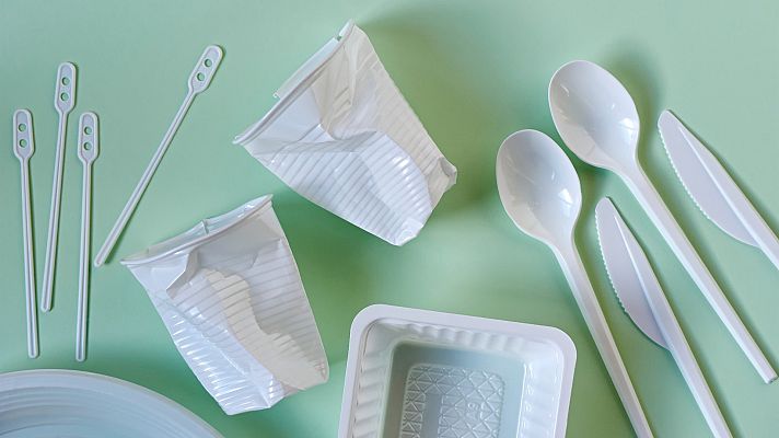 Telediario 1 - Baleares estrena la ley que prohíbe los plásticos desechables