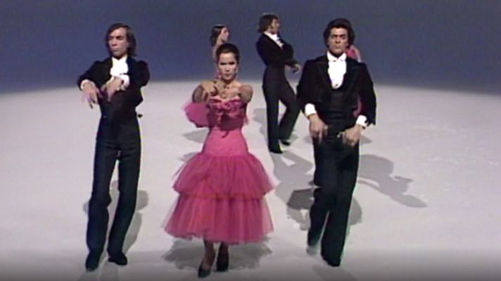 María Rosa y su compañía de baile español (II)