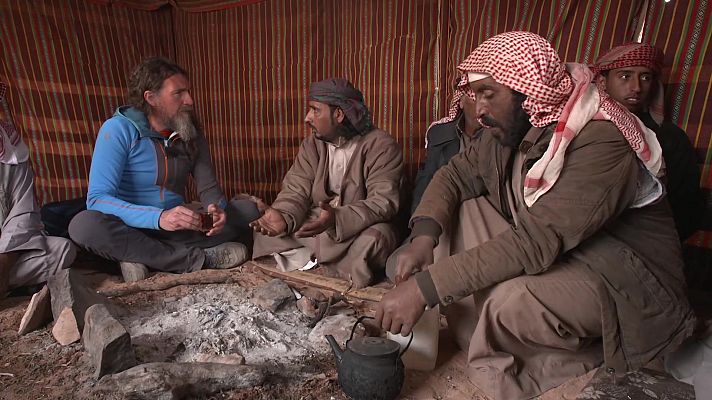 Senderos del mundo - Episodio 7