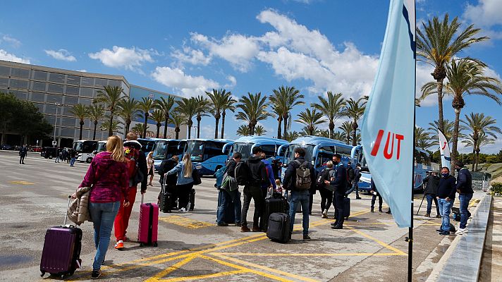 Telediario 1 - Mallorca vuelve a recibir turistas alemanes