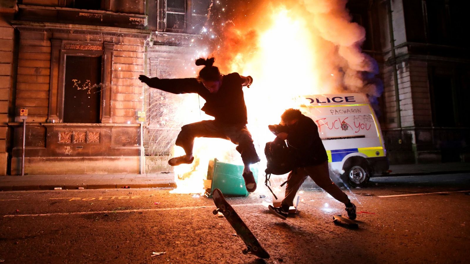 Disturbios en una protesta contra la nueva ley policial en Bristol