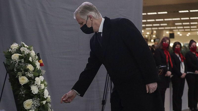 Bélgica rinde homenaje a las víctimas de los atentados yihadistas de Bruselas