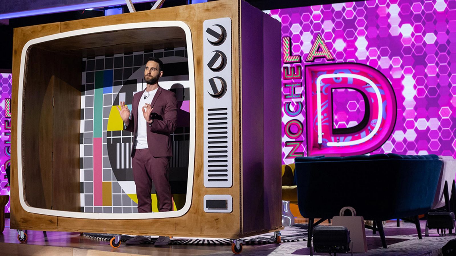 La noche D - La televisión - ver ahora