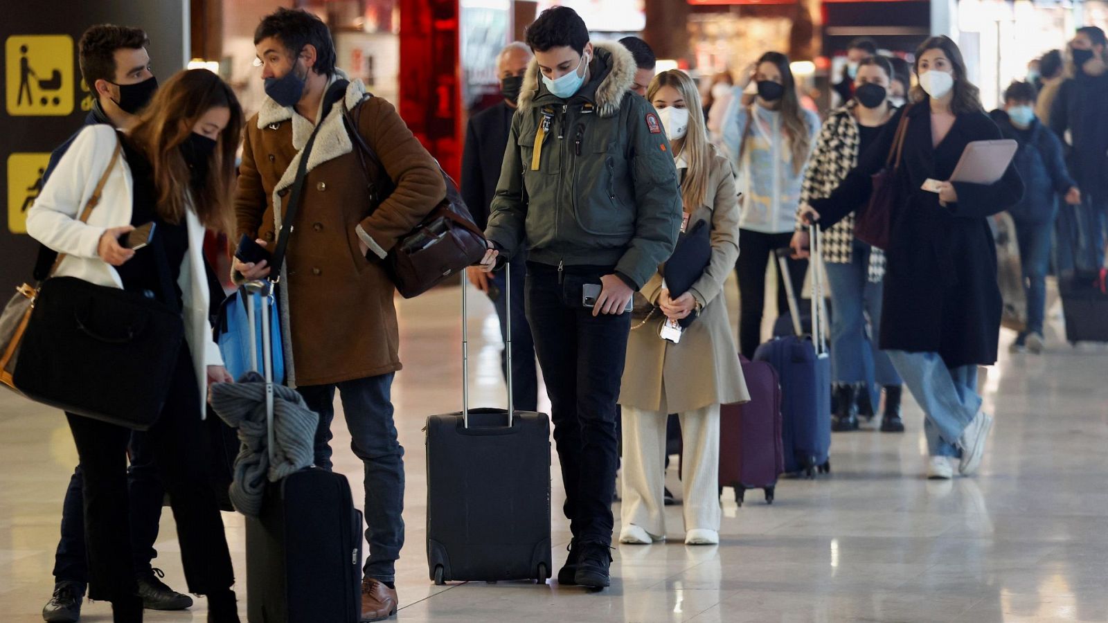 Polémica por la limitación de movilidad en Semana Santa mientras llegan turistas extranjeros