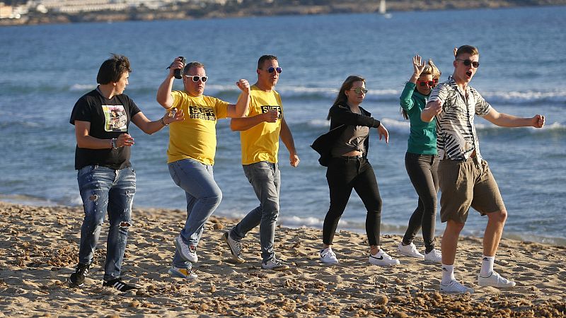 Baleares, destino turístico de alemanes que esquivan las restricciones de su país