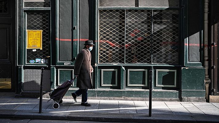 Francia mantiene confinado a un tercio de su población y Reino Unido estudia alargar hasta verano la desescalada