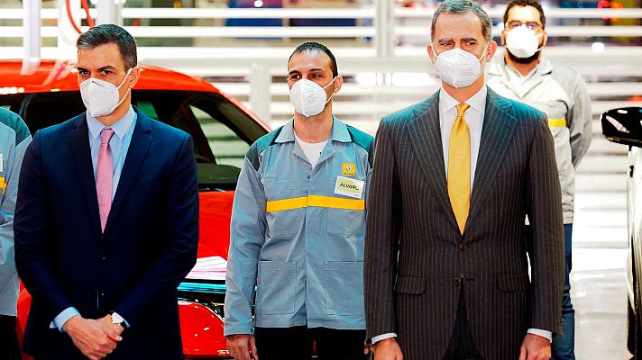 Telediario 1 - Renault adjudica a España la fabricación de cinco nuevos modelos híbridos