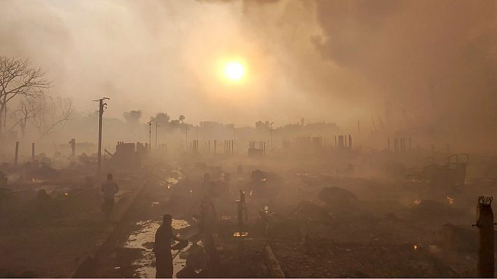 La tarde en 24h - Tragedia en un campo de refugiados rohinyás: un incendio deja 15 muertos y más de 500 heridos
