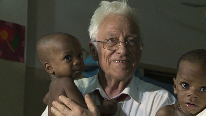 Somos Documentales - La fuerza de la mariposa: el padre Ángel