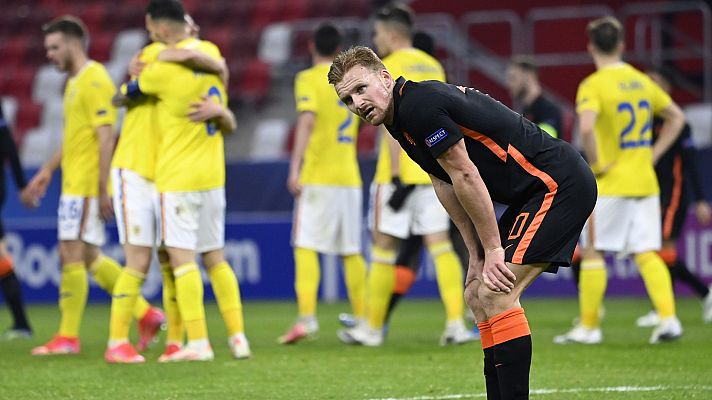 Telediario 1 - Holanda y Croacia arrancan su camino a Catar con una derrota