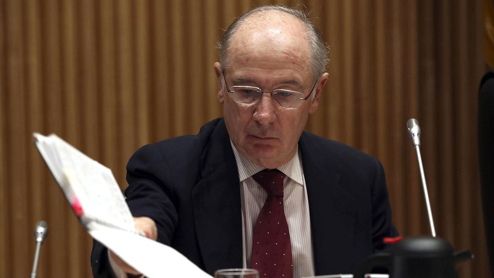 Rato asegura que Bárcenas no le ha dado "dinero nunca"