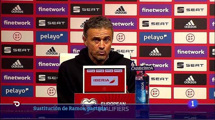 Telediario 1 - Luis Enrique: "Ramos está perfectamente, el cambio estaba decidido de antemano"
