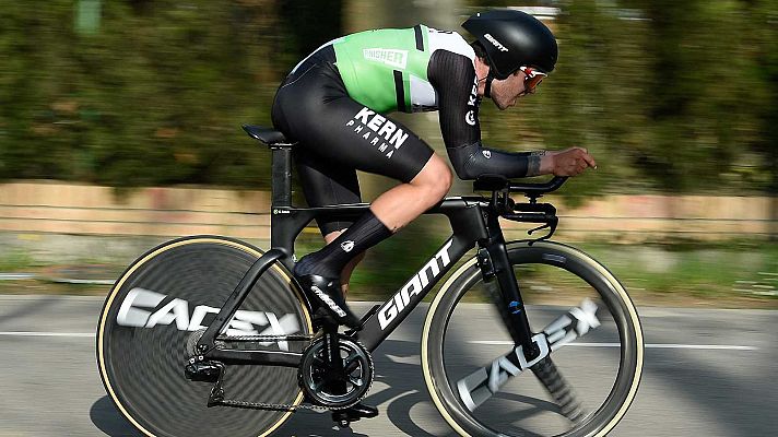 Telediario 1 - El equipo Kern Pharma se retira de la Volta a causa de dos positivos por coronavirus