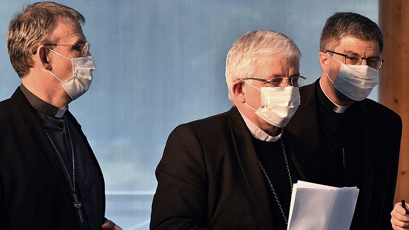 La Iglesia Católica francesa compensará económicamente a las víctimas de la pederastia