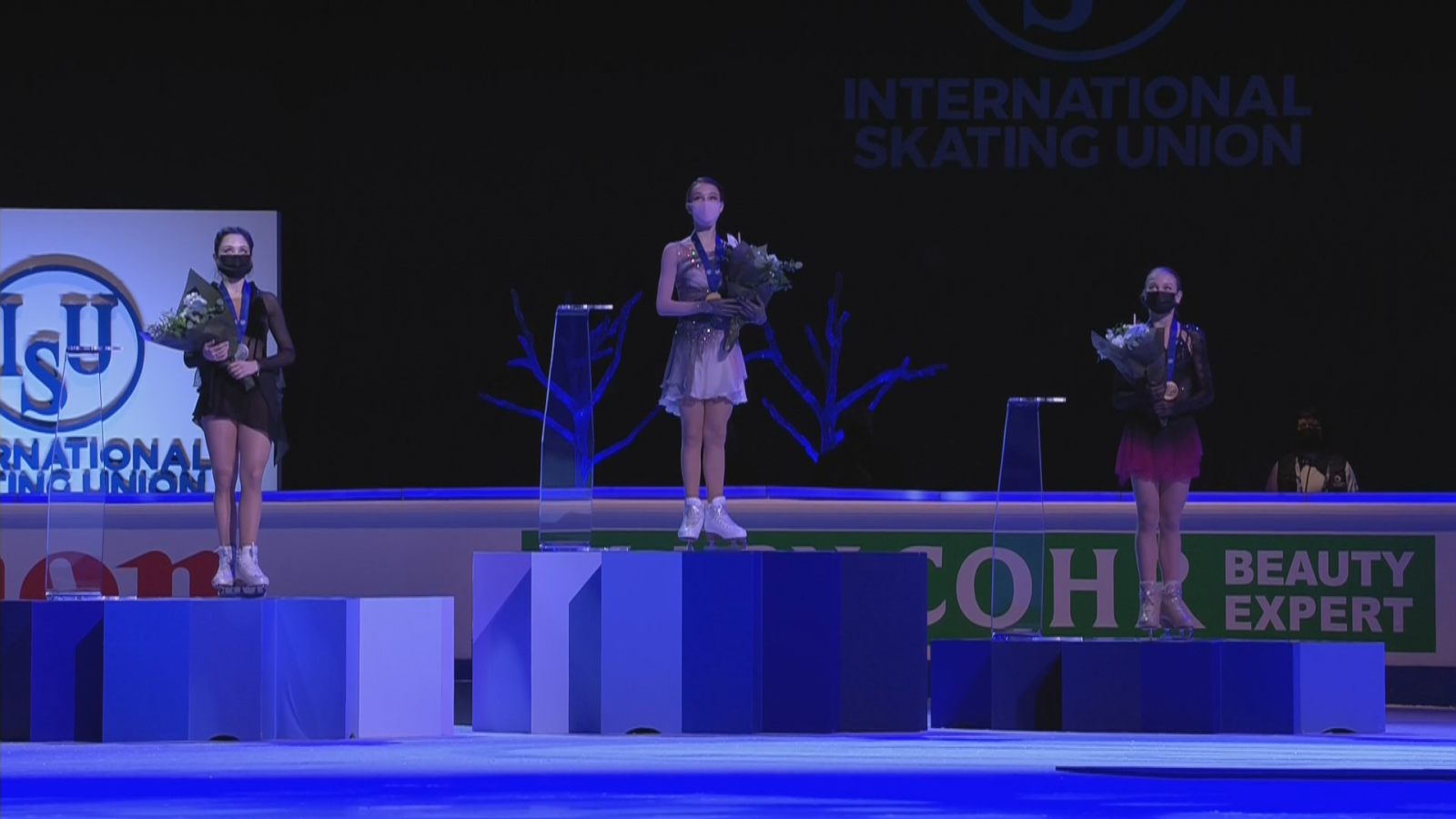 Anna Shcherbakova campeona mundial de patinaje en Estocolmo
