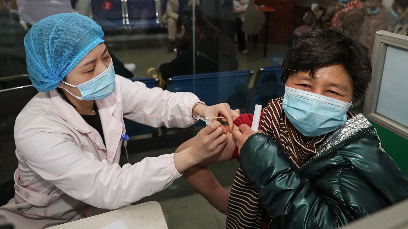 Coronavirus - China ofrece a los residentes extranjeros la posibilidad de vacunarse