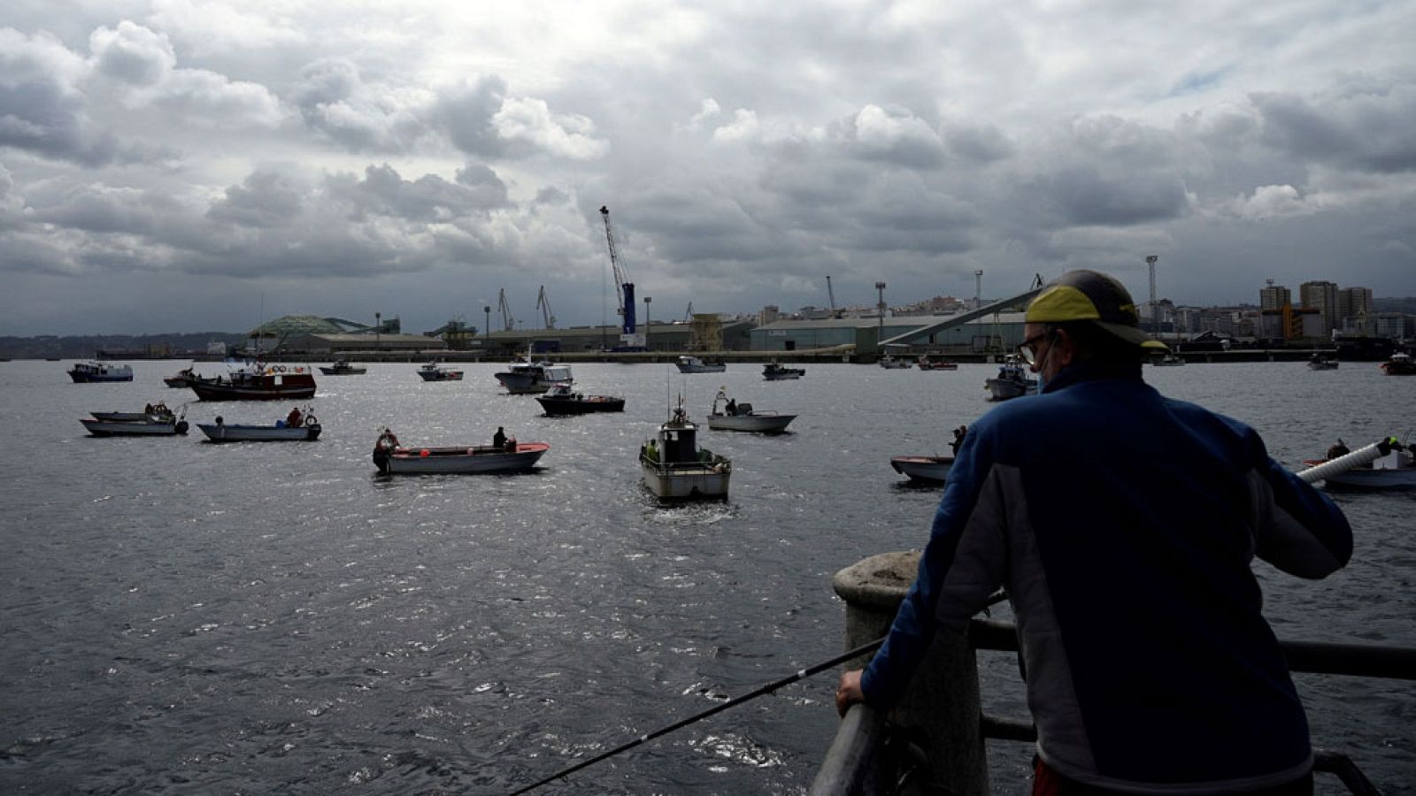 El oleaje tendrá en riesgo al litoral del Cantábrico, Galicia, Cataluña y el Estrecho
