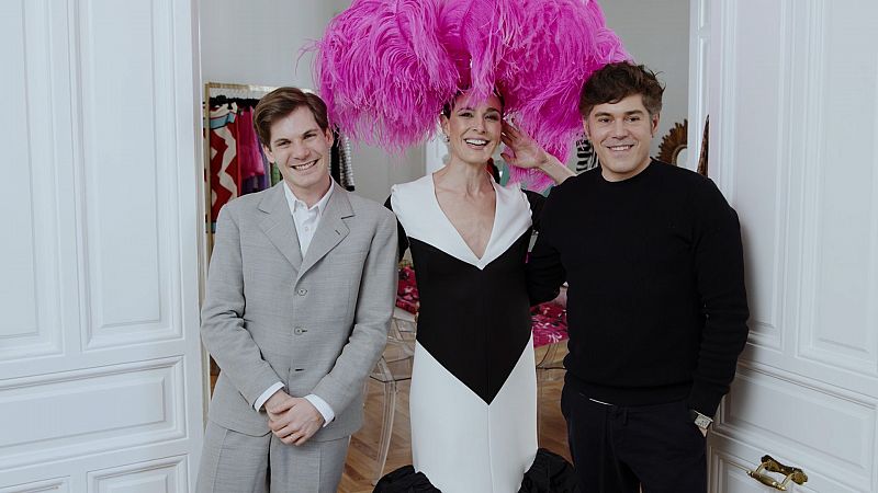 '10' vestidos cierra su primera temporada en el atelier de Jorge Vázquez, director creativo de la casa Pertegaz.