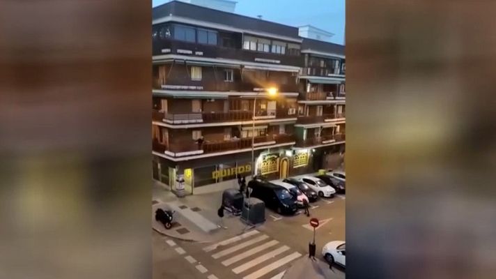 Telediario 1 - Investigan un tiroteo sin heridos en Madrid por un supuesto enfrentamiento entre bandas latinas