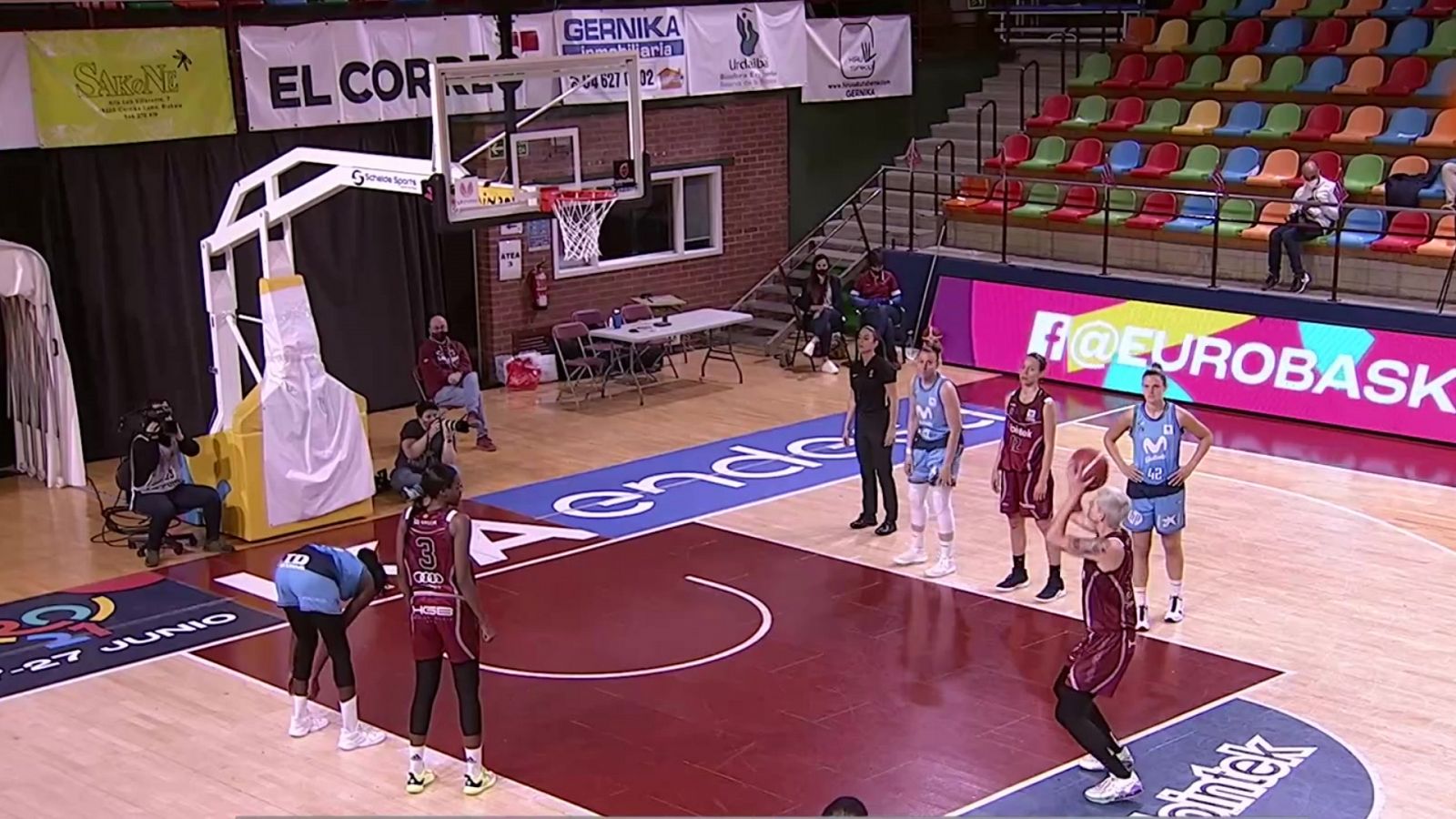 Baloncesto - Liga femenina Endesa. Play off 1/4 Final vuelta: Lointek Gernika - Movistar Estudiantes