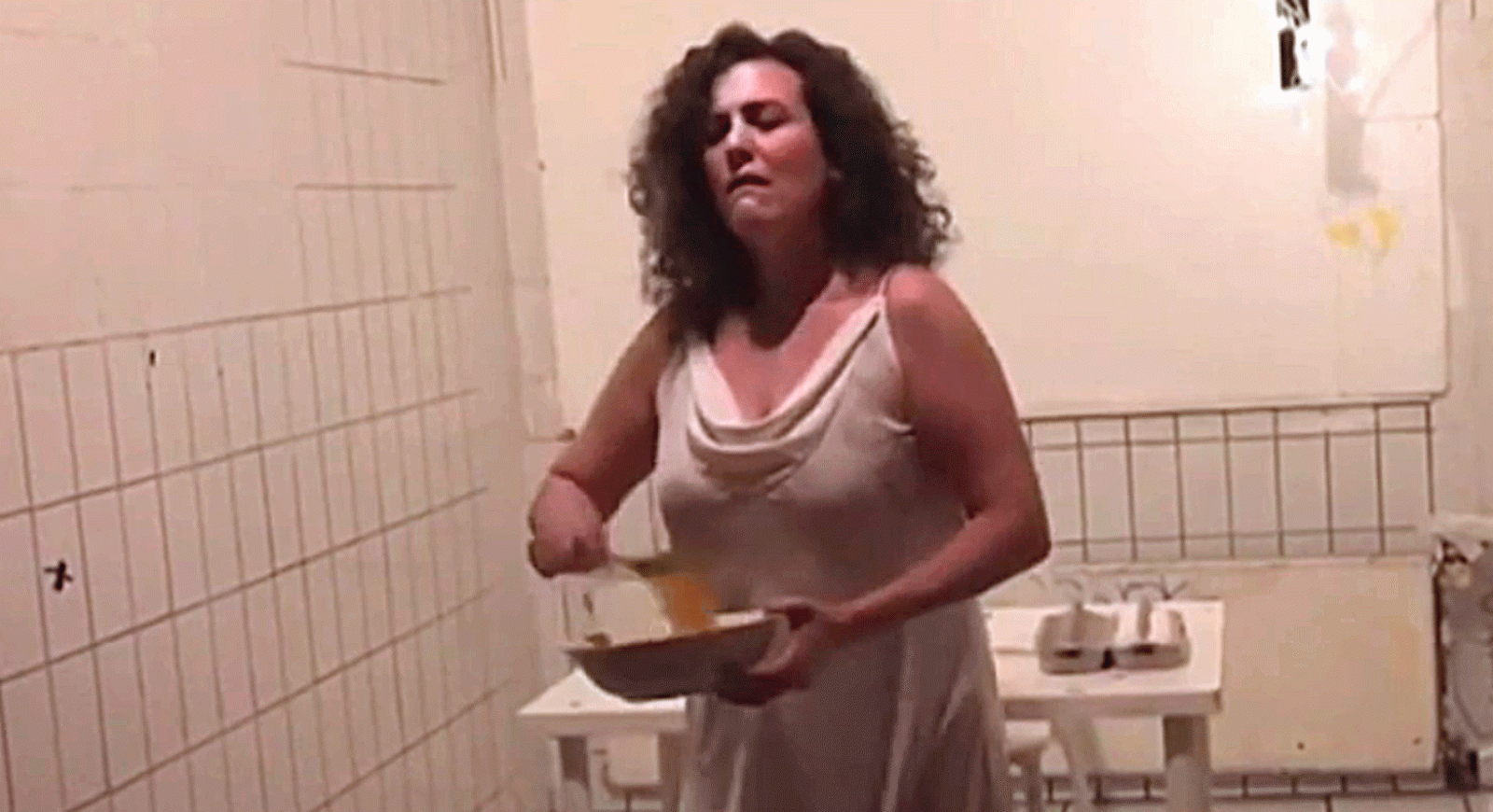 La aventura del saber LaBolsa Inma Bernils performance arte video #AventuraSaberArte