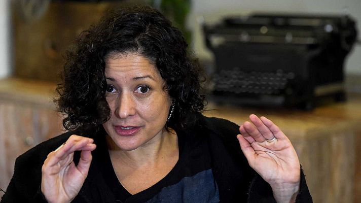 Telediario 1 - Pilar Quintana dice adiós a la infancia en su novela 'Los abismos', con la que ha ganado el premio Alfaguara