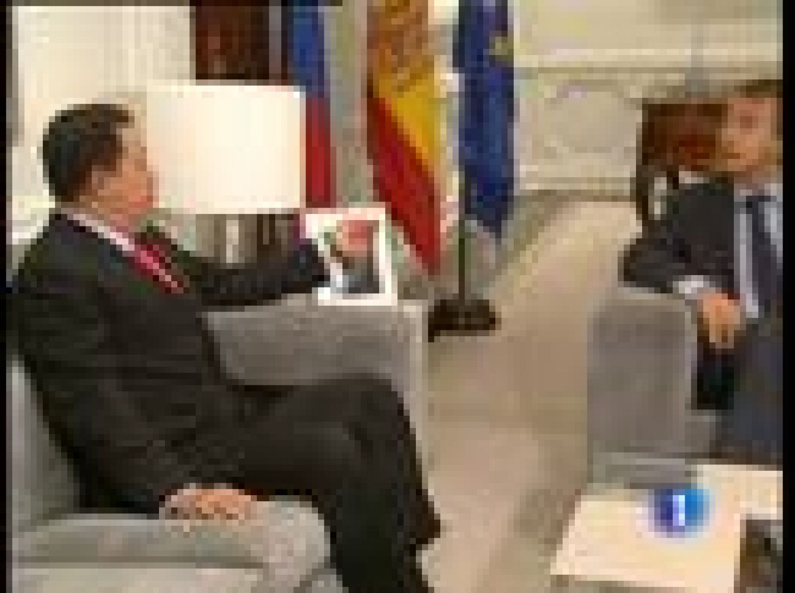 Sin programa: Chávez de visita en España | RTVE Play