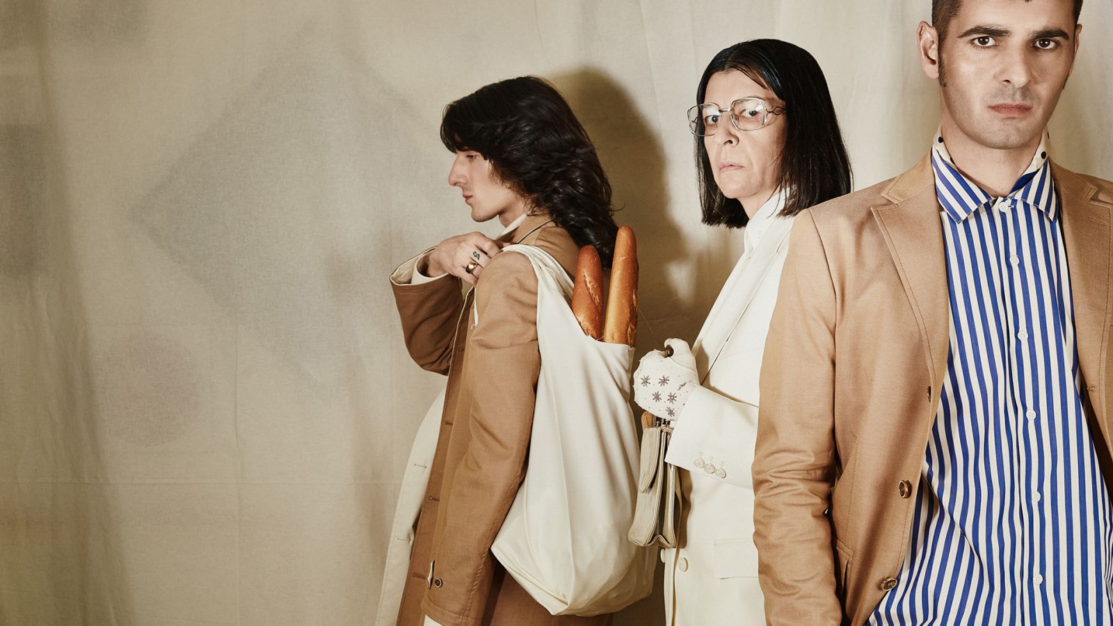 Miss Beige 'ficha' por García Madrid | Ver