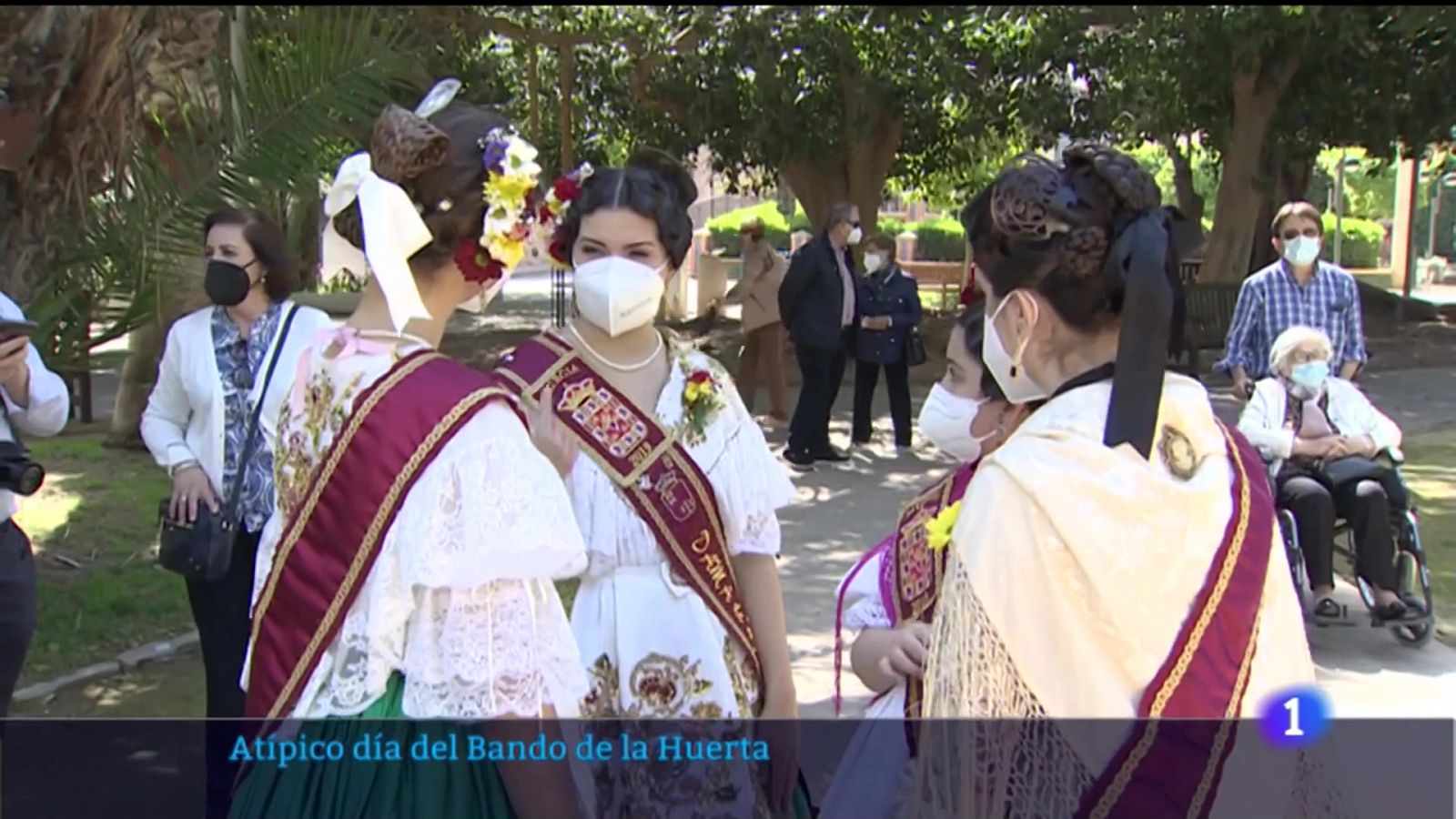 Noticia sobre el Bando de la Huerta en Murcia, con poca afluencia en las calles debido a la pandemia