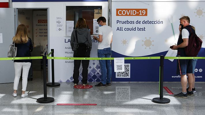 Telediario 1 - Una cuarta ola de COVID-19 que puede ralentizar la campaña de vacunación