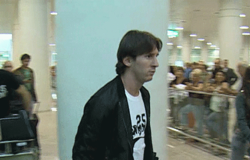  Leo Messi ha llegado tocado a Barcelona tras las derrotas con Argentina. Joan Laporta confía en que la albiceleste consiga clasificarse para el Mundial, ya que el azulgrana es "el mejor jugador del mundo". 