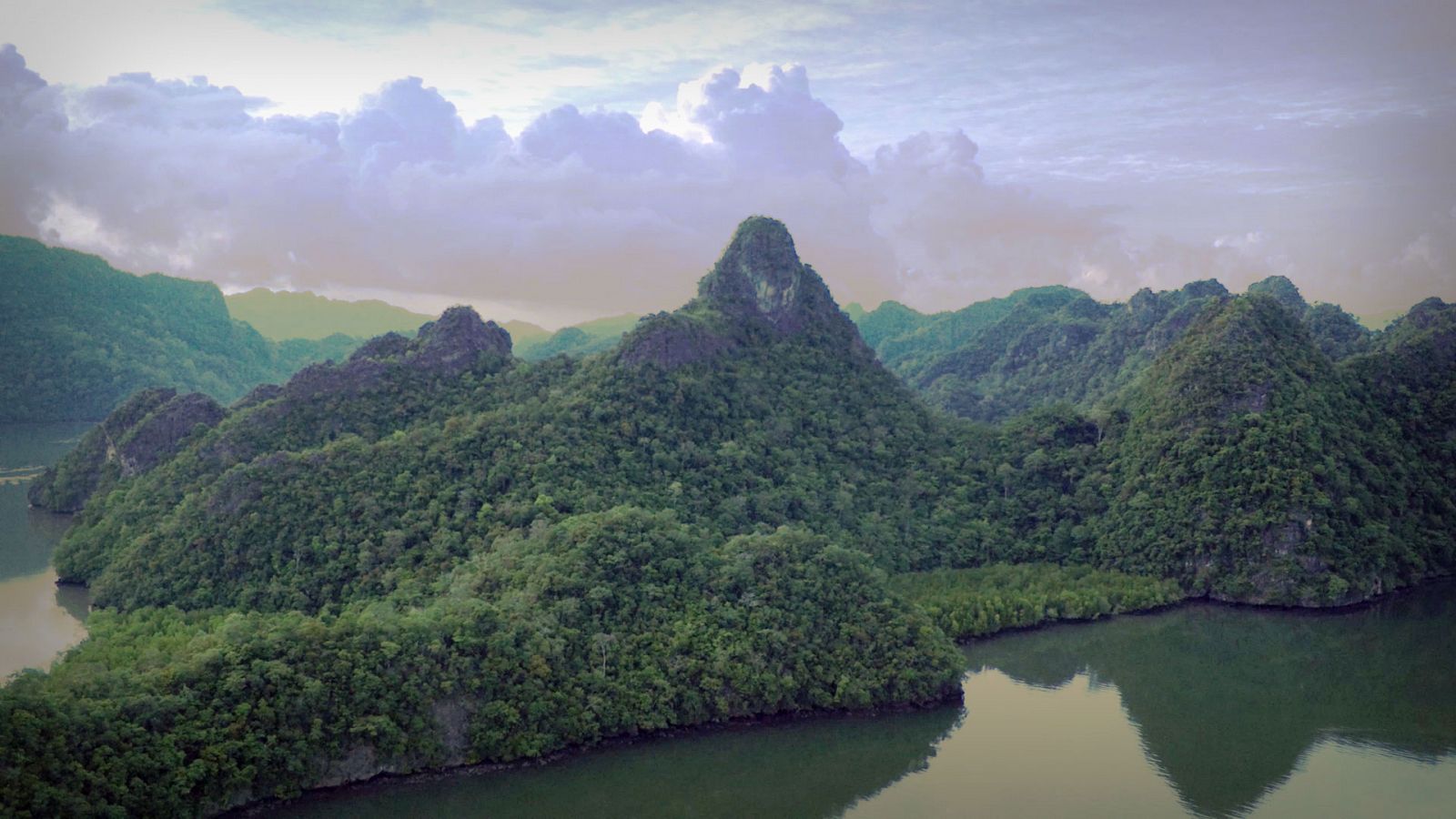 Las islas Esmeralda de Malasia - Documental en RTVE