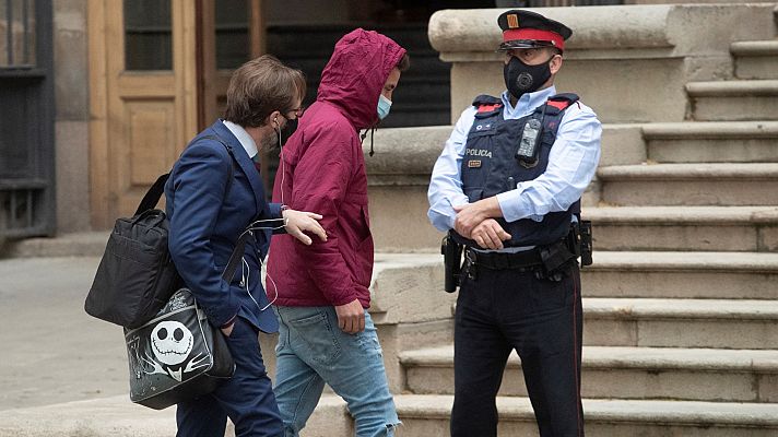 Telediario 1 - El fiscal ve "verídica" la versión de víctima de la 'manada de Sabadell' y mantiene su acusación contra los procesados