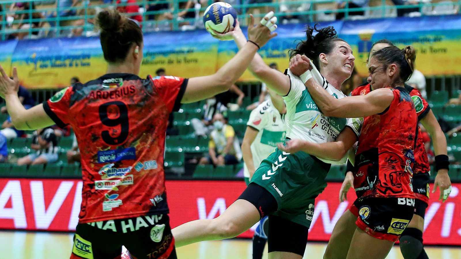 Ana Martínez deja el balonmano