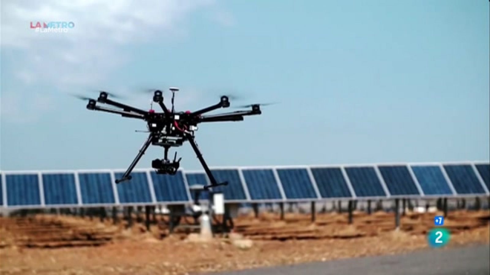 Pilotar els drons | La Metro - RTVE Catalunya