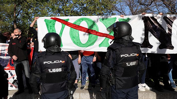 Robles, Casado y Arrimadas condenan los disturbios en Vallecas durante un acto de Vox