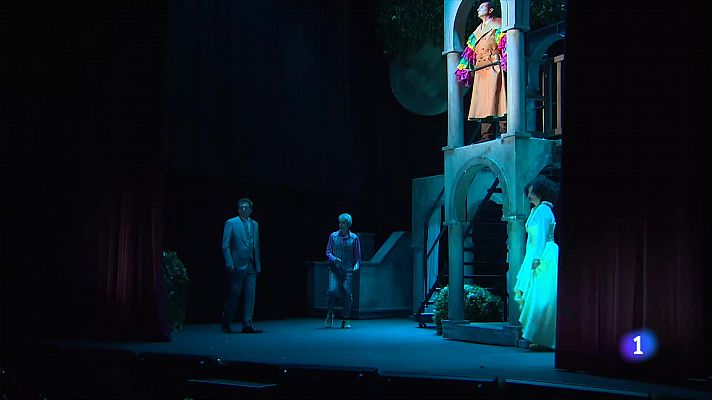 Telediario 1 - Llega a Madrid el montaje que celebra el 30 aniversario de la productora 'El terrat'