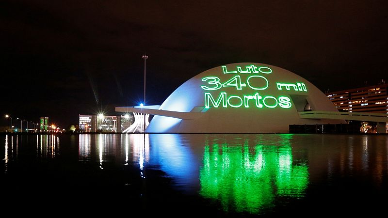 Brasil rebasa los 4.200 muertos diarios y vuelve a encadenar un nuevo máximo de fallecidos por coronavirus