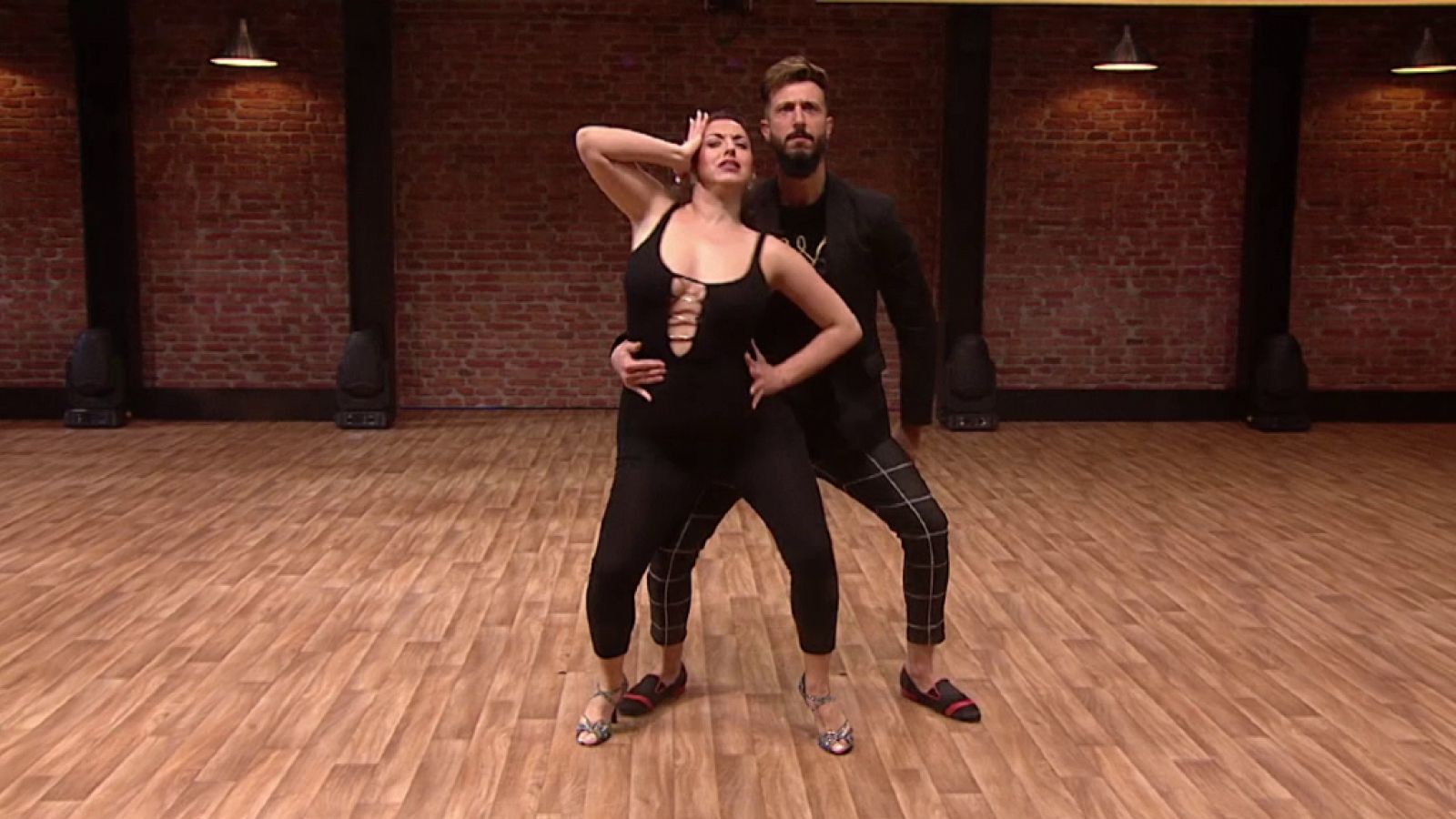 The Dancer - Actuación completa de Carlos y Anaïs